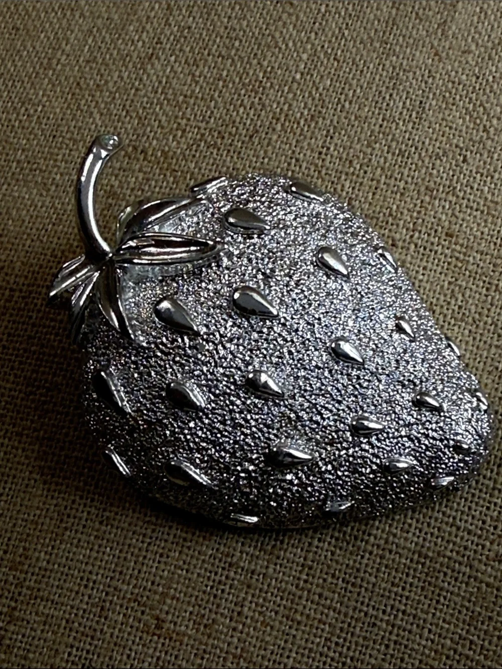 Sarah Coventry Silver Strawberry Pin Brooch